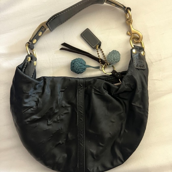 Coach Bag - Picture 4 of 9